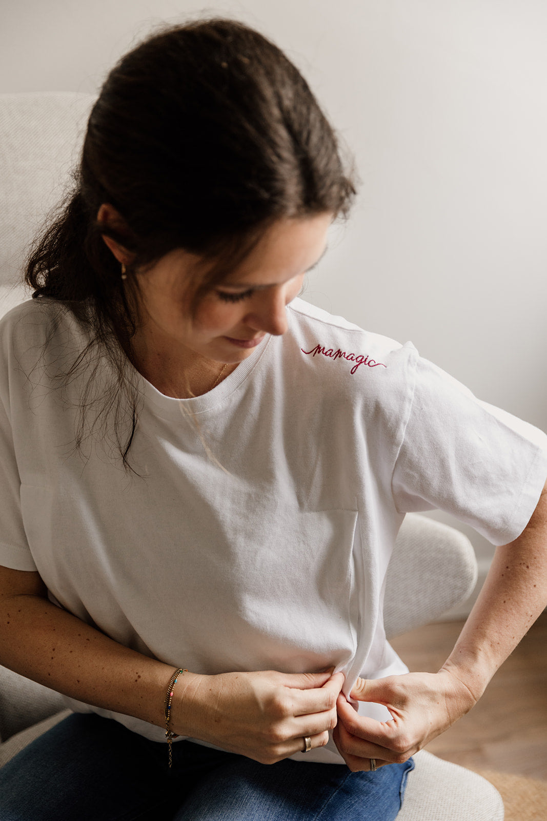 borstvoedingst-shirt mamagic wit bio katoen verborgen openingen
